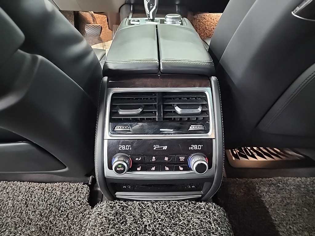 BMW 7 Series 2016 Plateado - Importación desde Corea - HF Imports Iquique - Foto 13