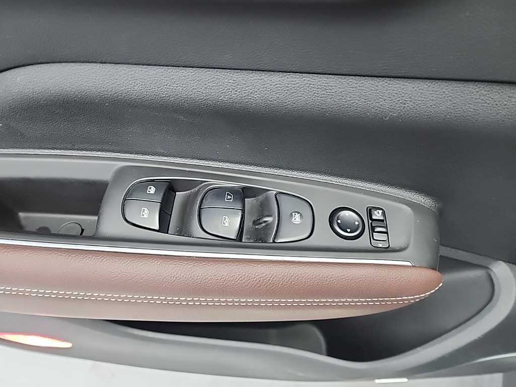 SAMSUNG QM6 2020 Blanco - Importación desde Corea - HF Imports Iquique - Foto 16