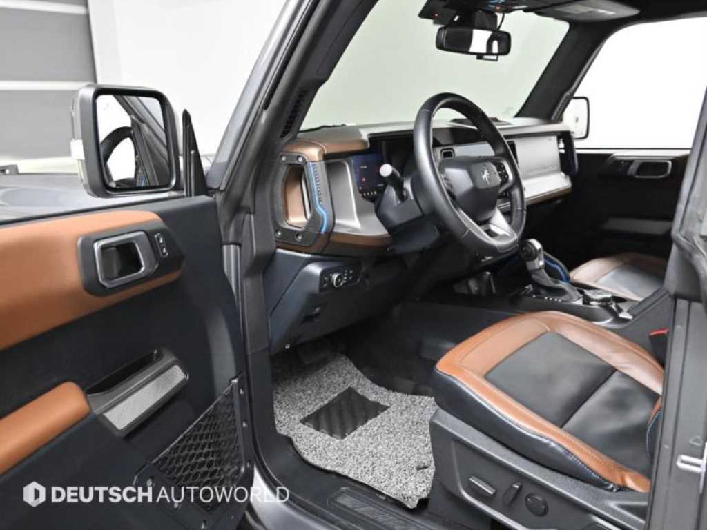 Ford Bronco - Vista 11