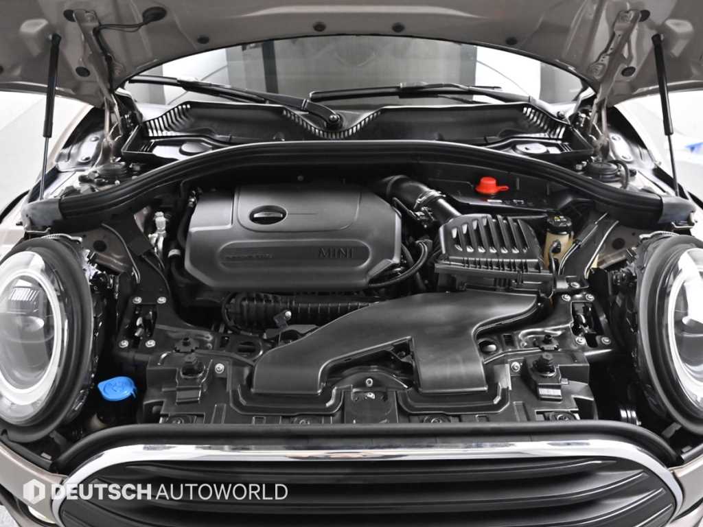 Mini Clubman - Vista 6