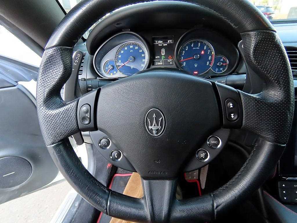 Maserati Gran Turismo - Vista 8