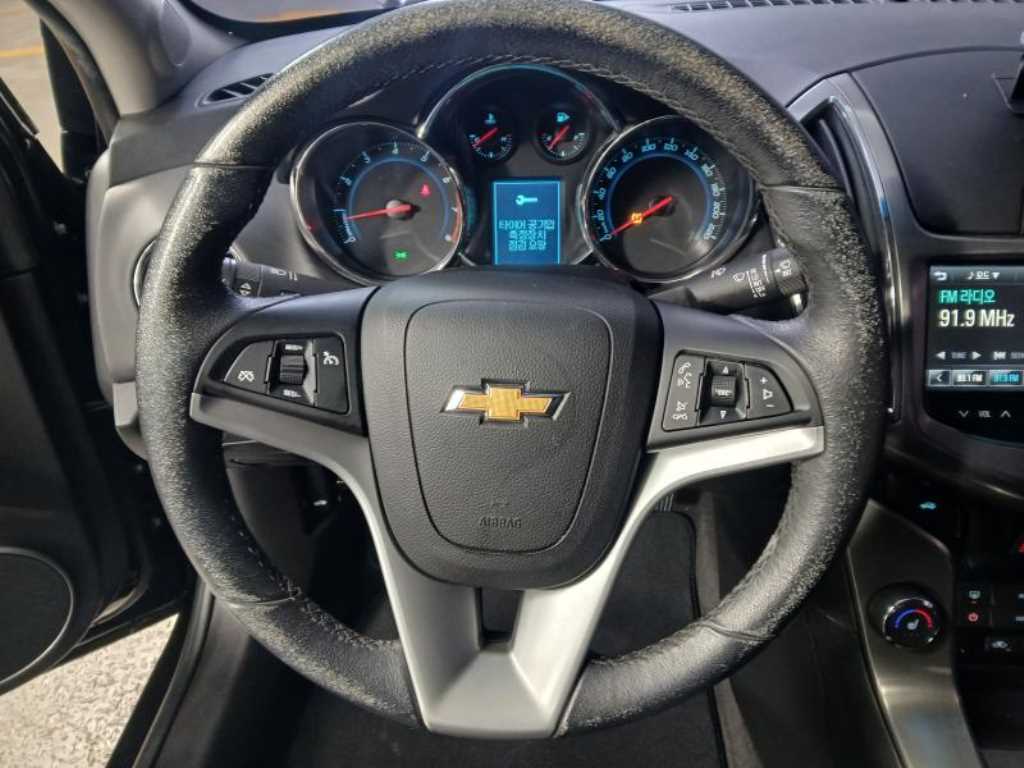 Chevrolet Cruise - Vista 12
