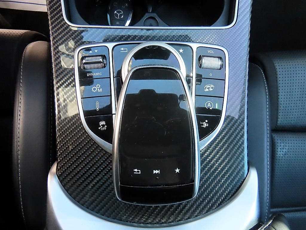 Mercedes Benz C Class 2017 Negro - Importación desde Corea - HF Imports Iquique - Foto 13