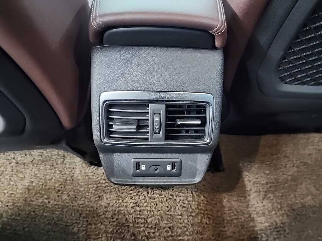 SAMSUNG QM6 2020 Blanco - Importación desde Corea - HF Imports Iquique - Foto 13