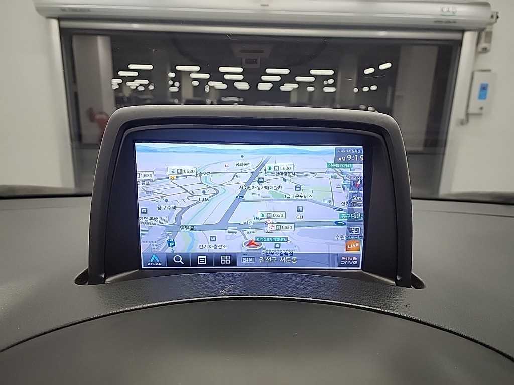 HYUNDAI Starex - Vista 12