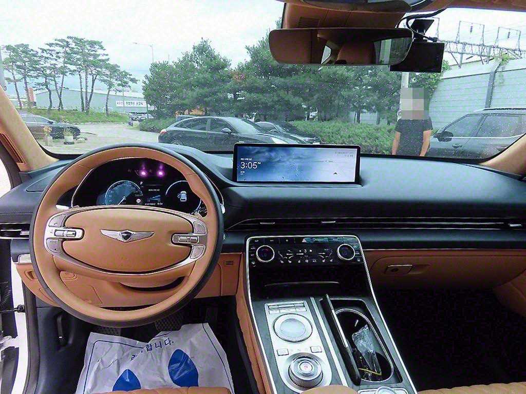 Genesis GV80 - Vista 7