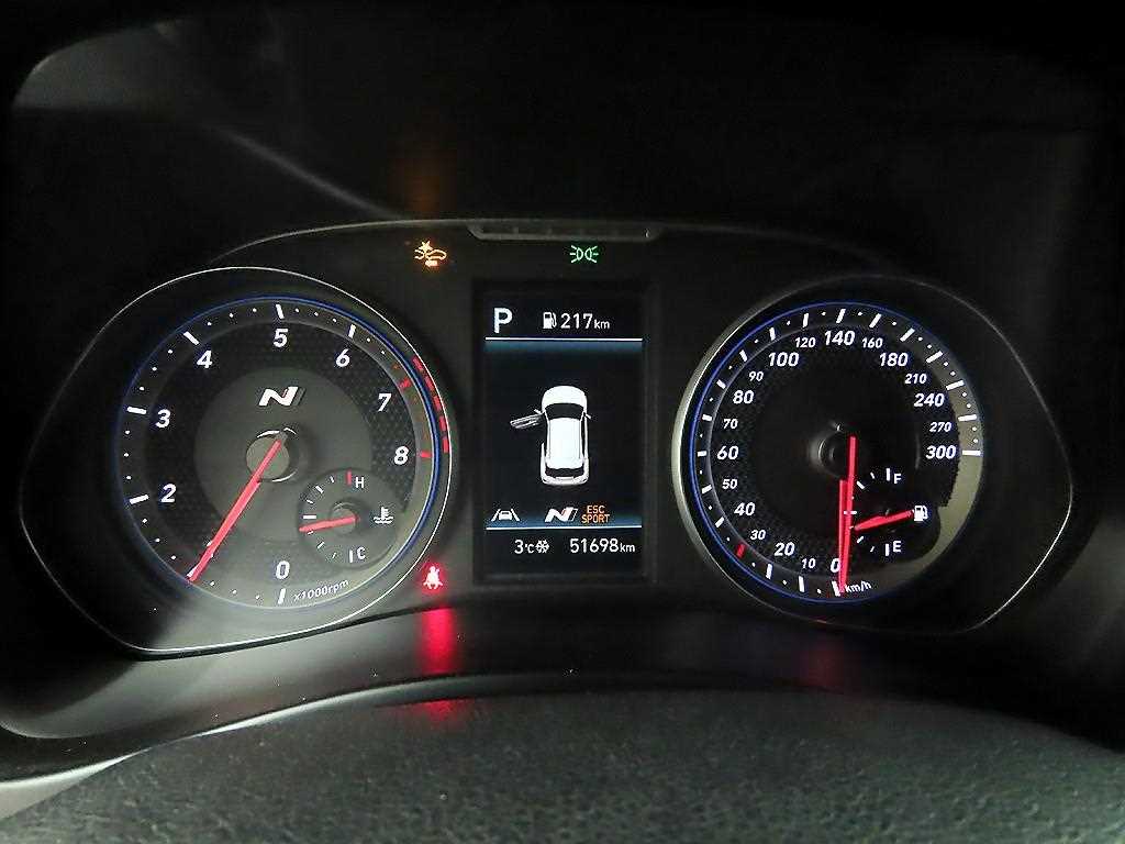 HYUNDAI Veloster - Vista 8