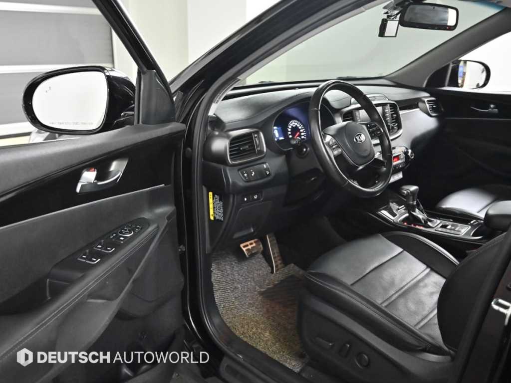 KIA Sorento - Vista 11