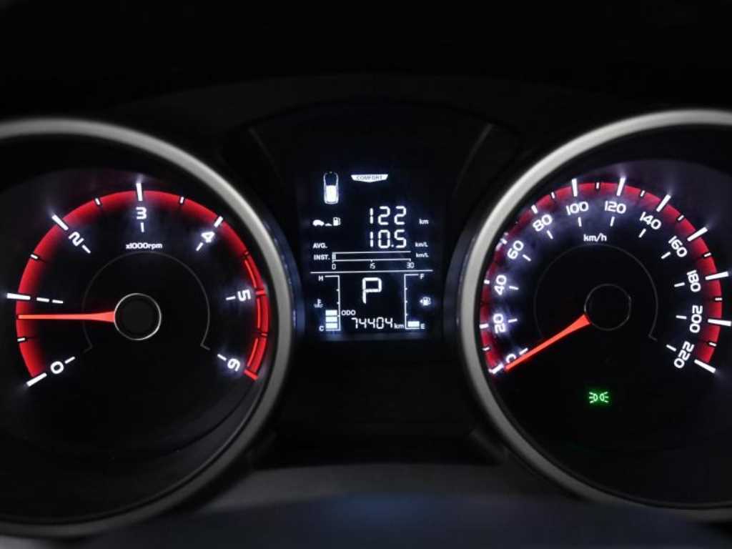 Ssangyong Tivoli - Vista 8