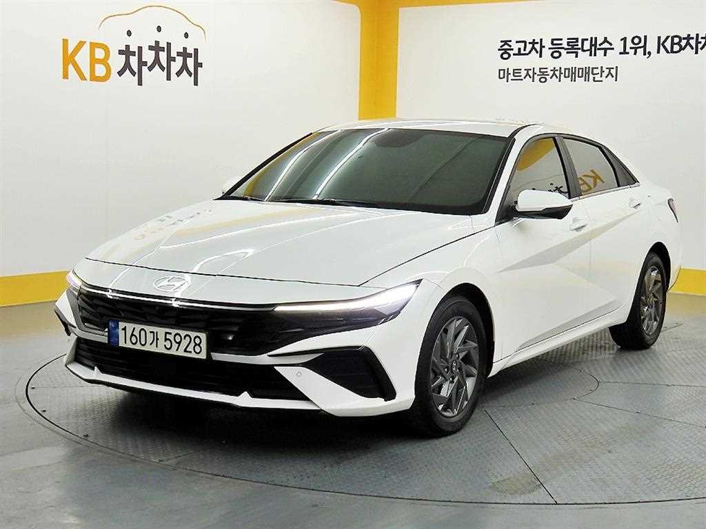 HYUNDAI Avante 2024 Blanco - Importación desde Corea - HF Imports Iquique - Foto 1