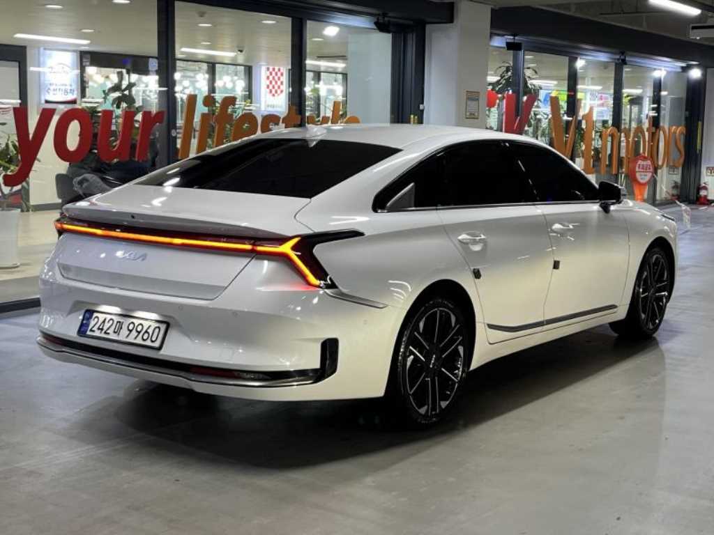KIA K8 - Vista 4