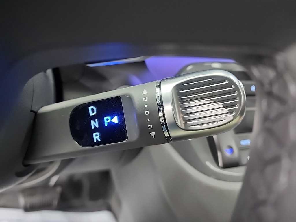 HYUNDAI Casper - Vista 8