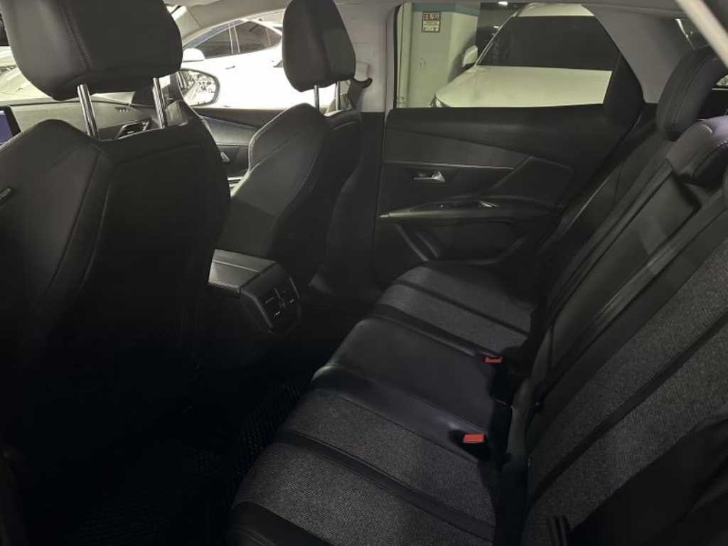 Peugeot 3008 - Vista 8
