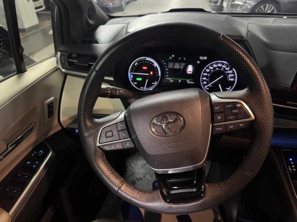 Toyota Siena - Vista 9