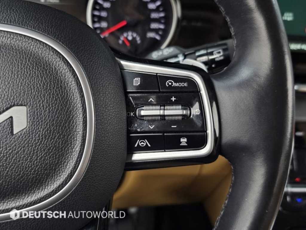 KIA Carnival - Vista 6