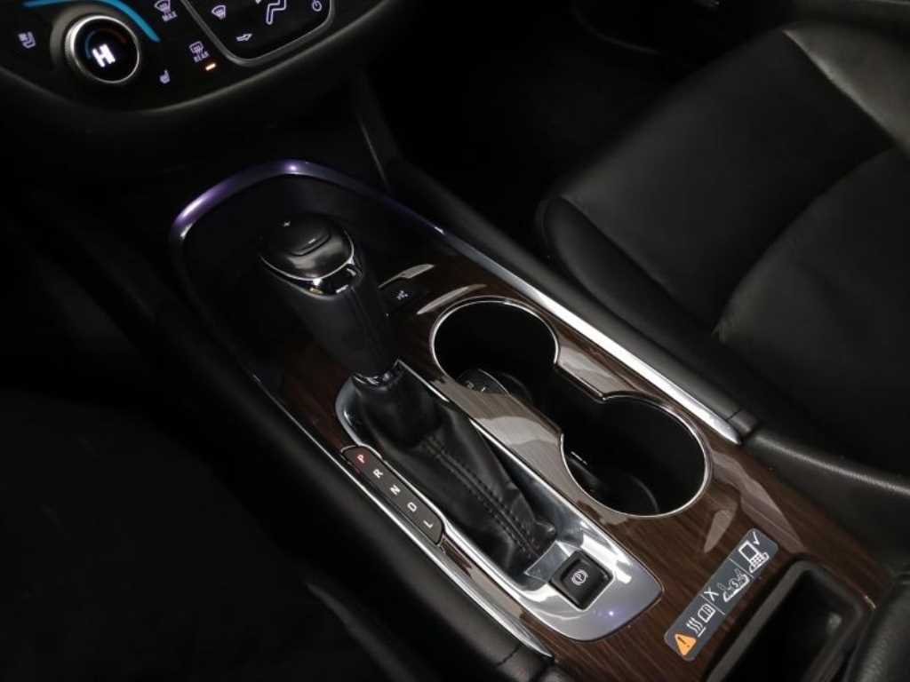 Chevrolet Malibu 2017 Blanco - Importación desde Corea - HF Imports Iquique - Foto 16