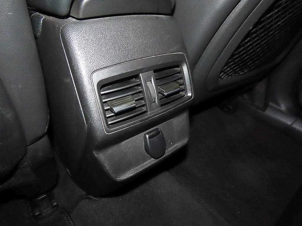 SAMSUNG QM6 2017 Negro - Importación desde Corea - HF Imports Iquique - Foto 17