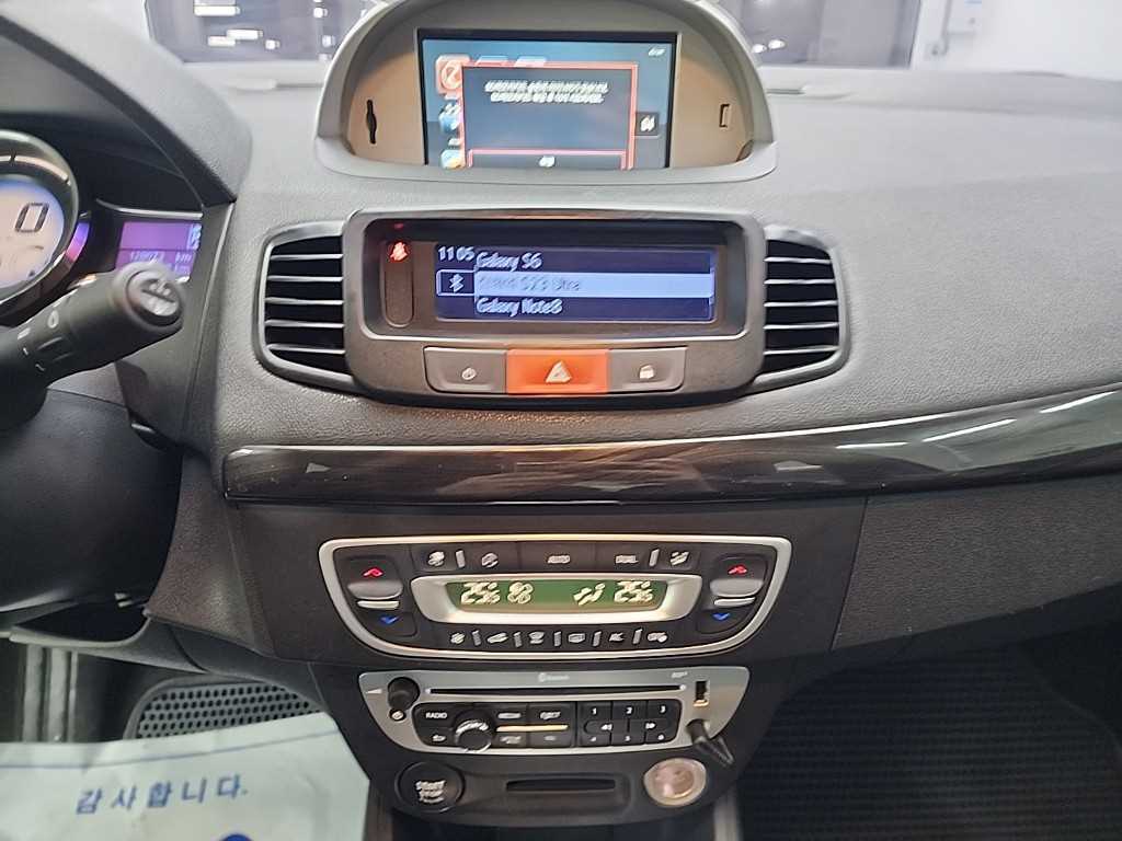 SAMSUNG SM3 - Vista 10