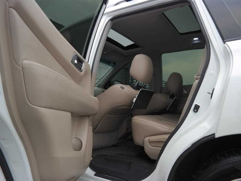 Nissan Pathfinder 2016 the color of pearl - Importación desde Corea - HF Imports Iquique - Foto 16