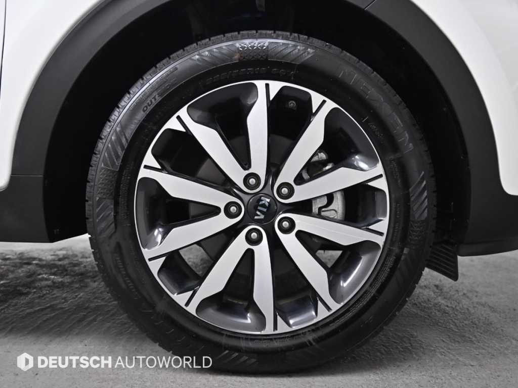 KIA Sportage - Vista 5