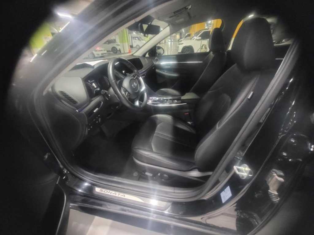 HYUNDAI Sonata - Vista 5