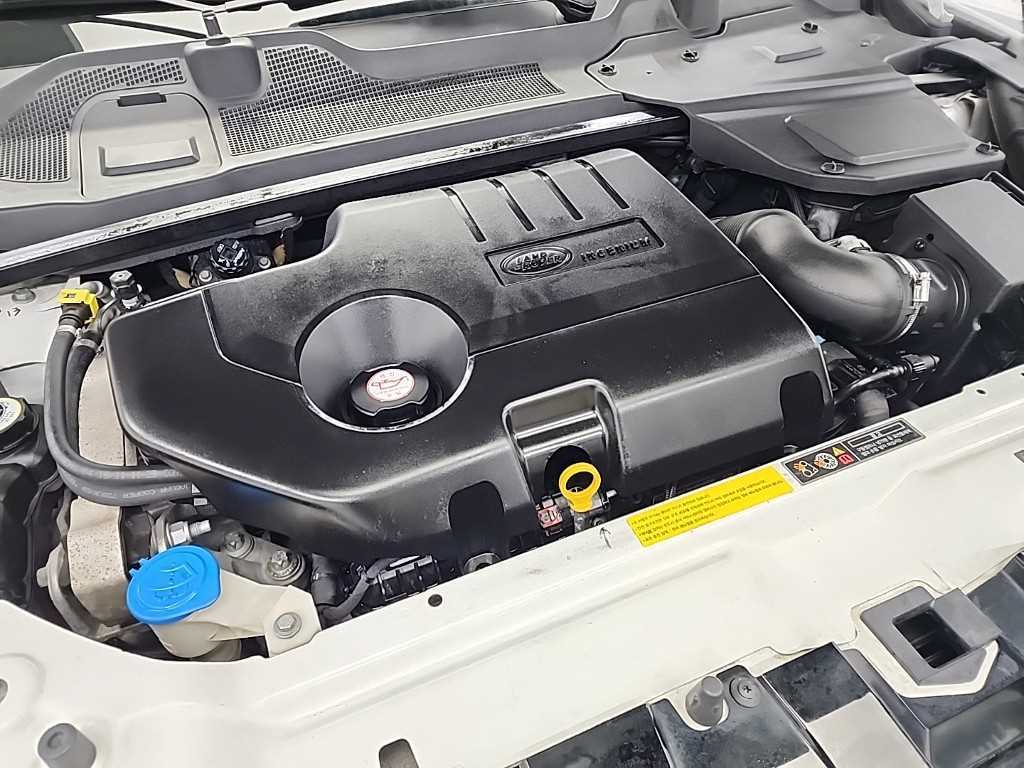 Land Rover Discovery Sports - Vista 5