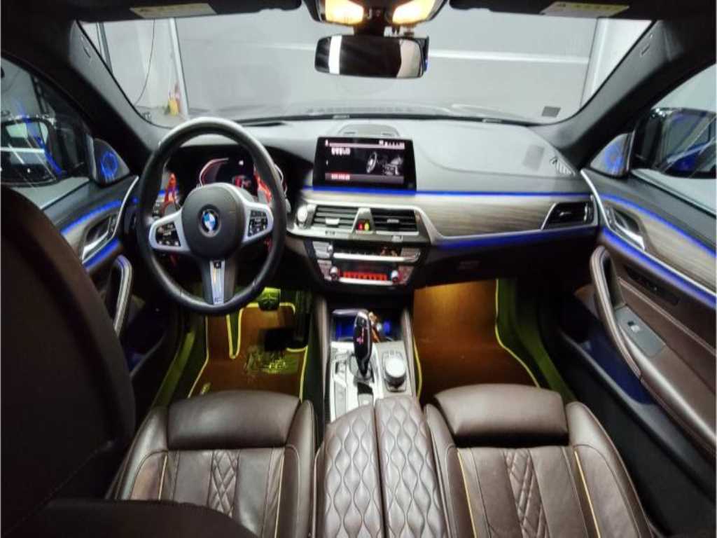 BMW 5 Series - Vista 9