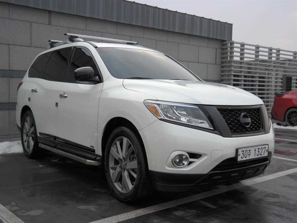 Nissan Pathfinder - Vista 2