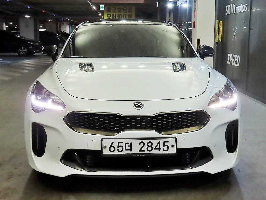 KIA Stinger - Vista 2