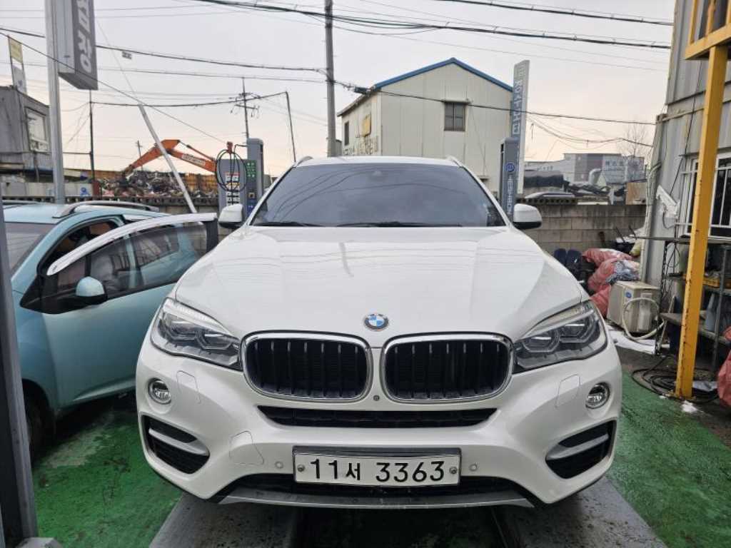 BMW X6 - Vista 2
