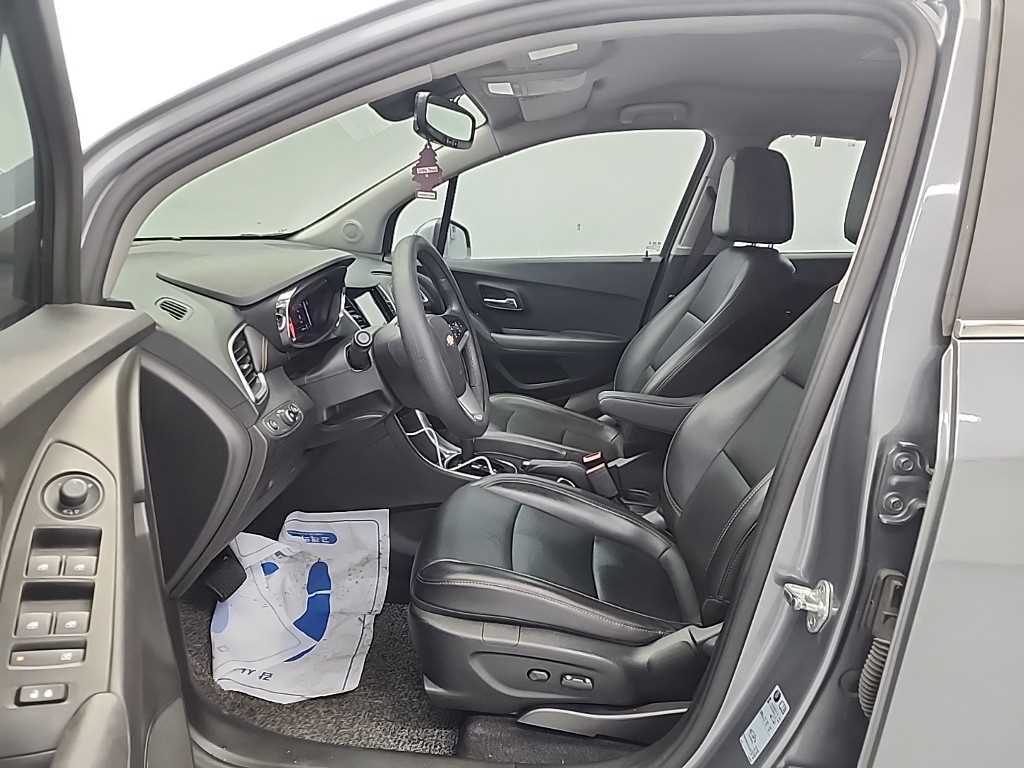 Chevrolet Trax - Vista 11