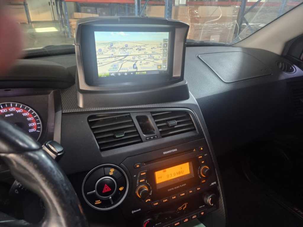 Ssangyong Korando - Vista 5