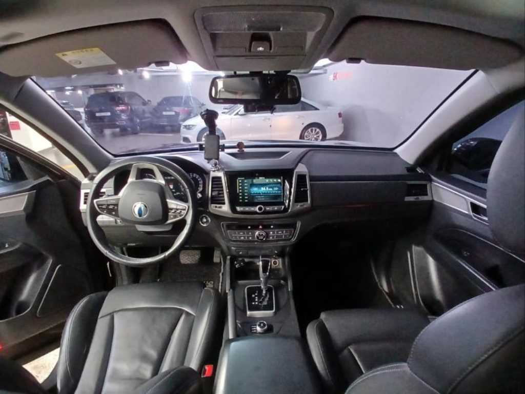 Ssangyong Rexton - Vista 6