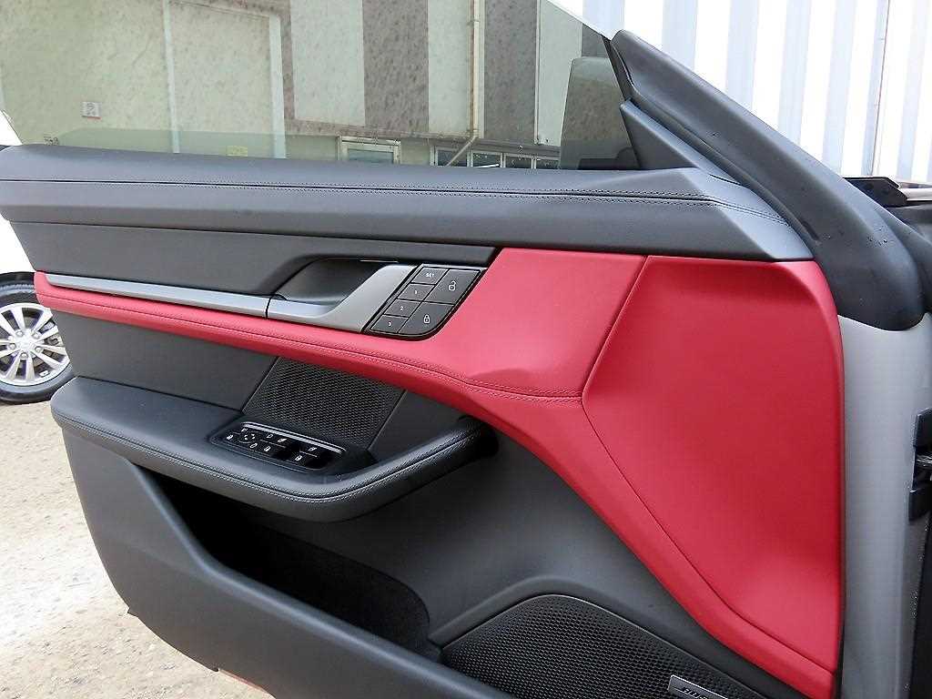 Porsche Taycan - Vista 12