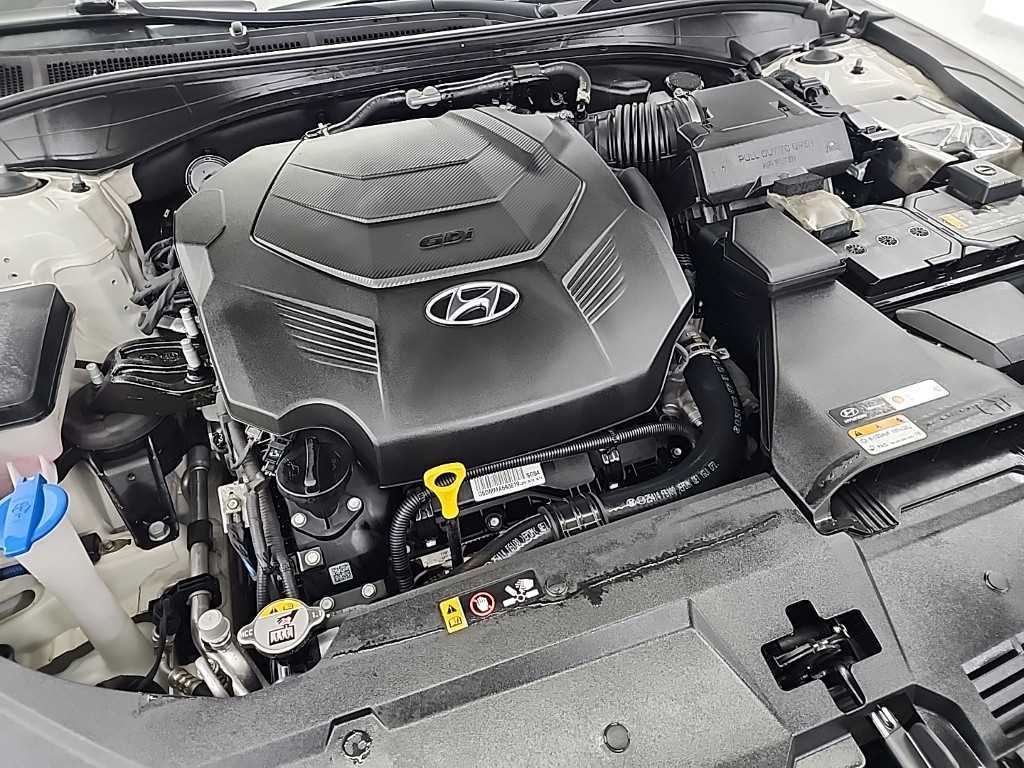 HYUNDAI Grandeur - Vista 5