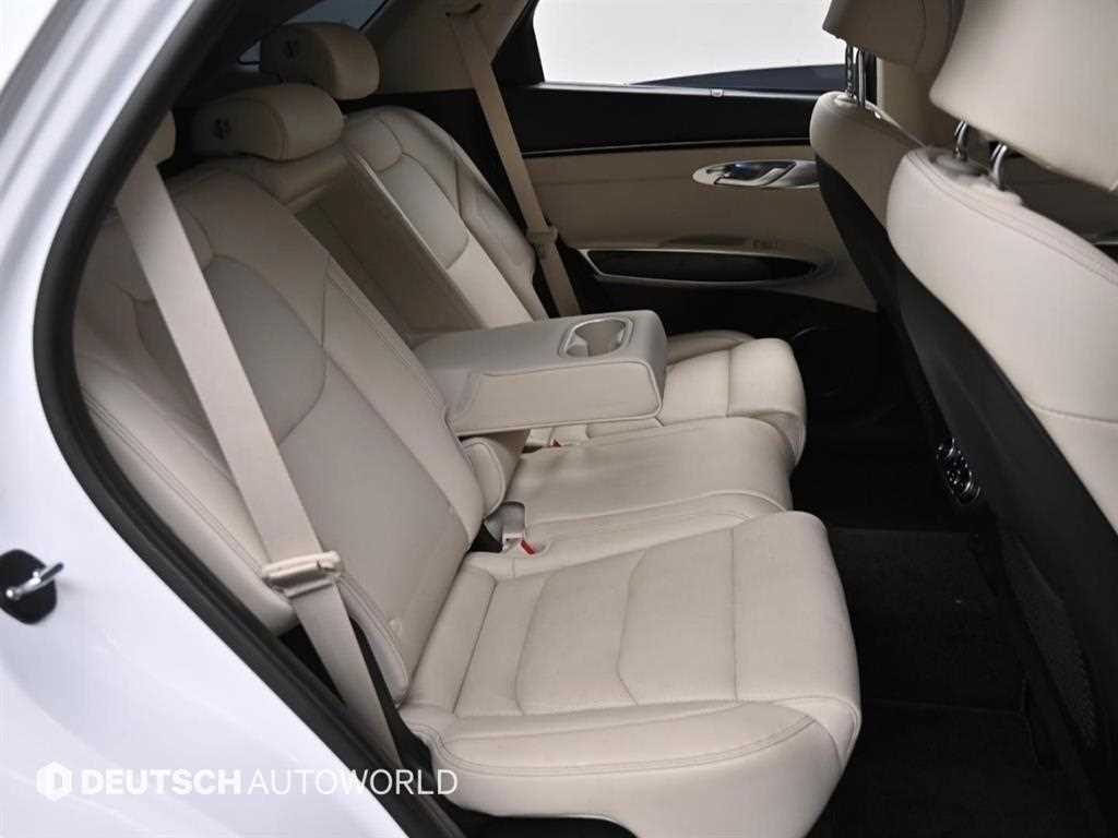 Genesis GV70 - Vista 12