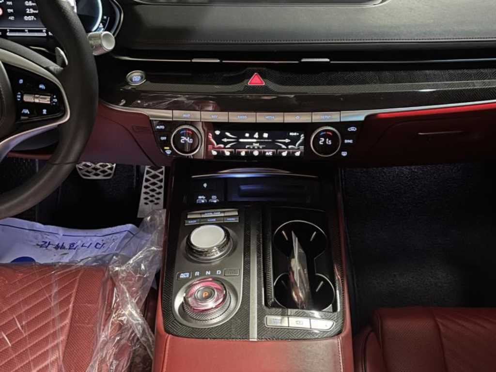 Genesis G80 - Vista 8