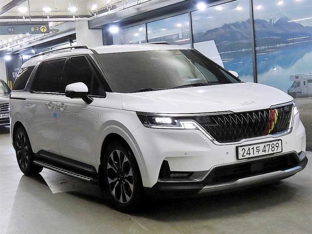 KIA Carnival 2021 Blanco - Importación desde Corea - HF Imports Iquique - Foto 1