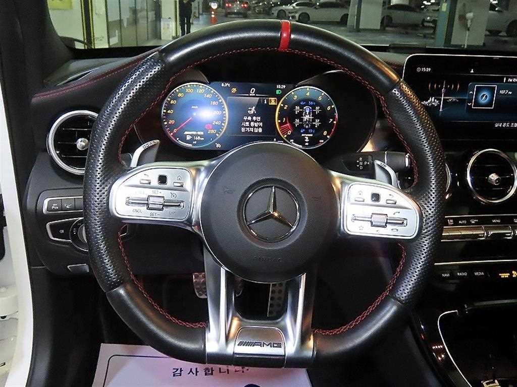 Mercedes Benz C Class - Vista 8