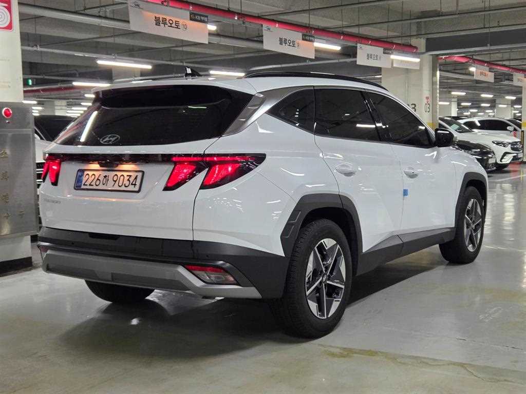 HYUNDAI Tucson - Vista 4