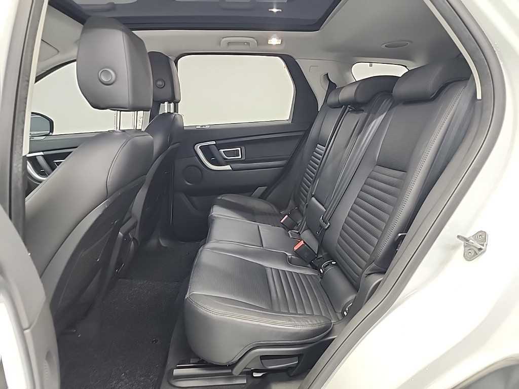 Land Rover Discovery Sports - Vista 12