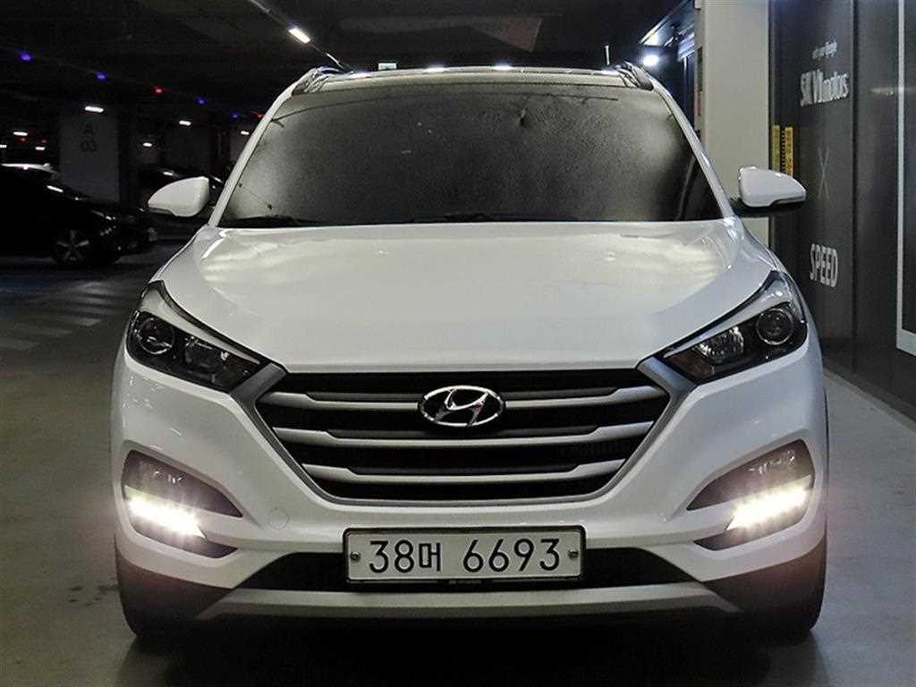 HYUNDAI Tucson - Vista 2