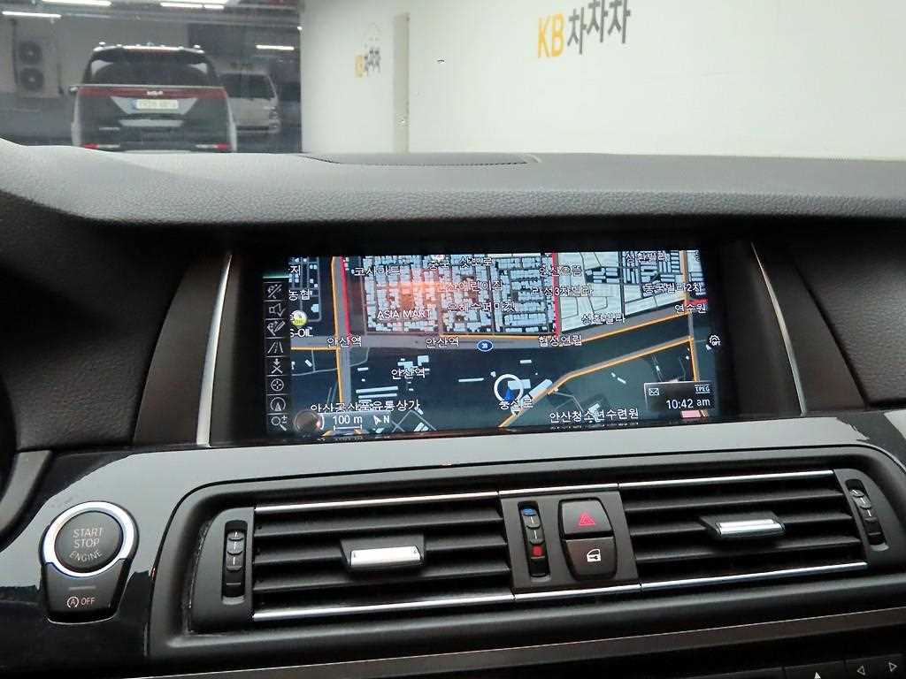 BMW 5 Series - Vista 8