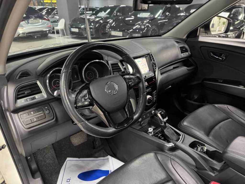 Ssangyong Tivoli - Vista 7