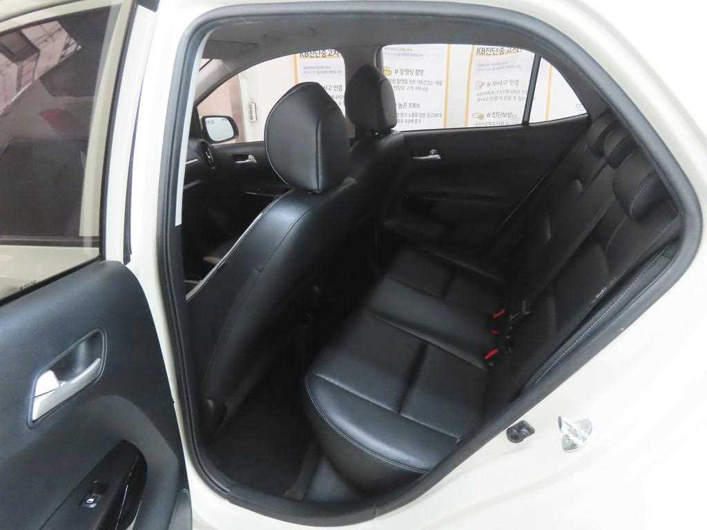 KIA Morning - Vista 6