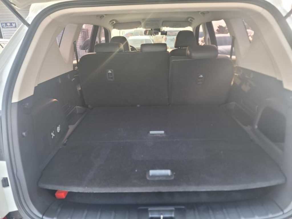 Ssangyong Rexton - Vista 8