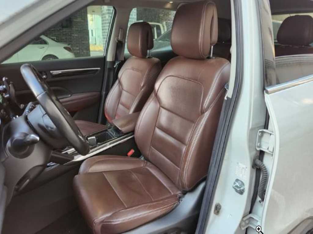 SAMSUNG QM6 - Vista 6