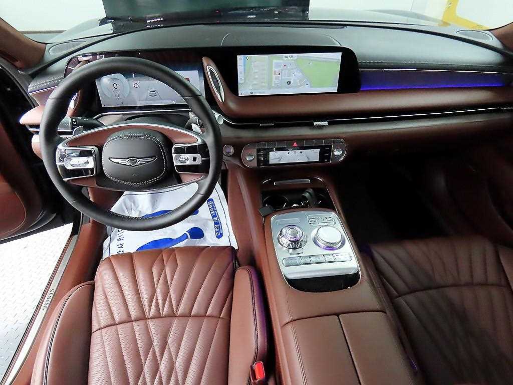 Genesis G90 - Vista 7