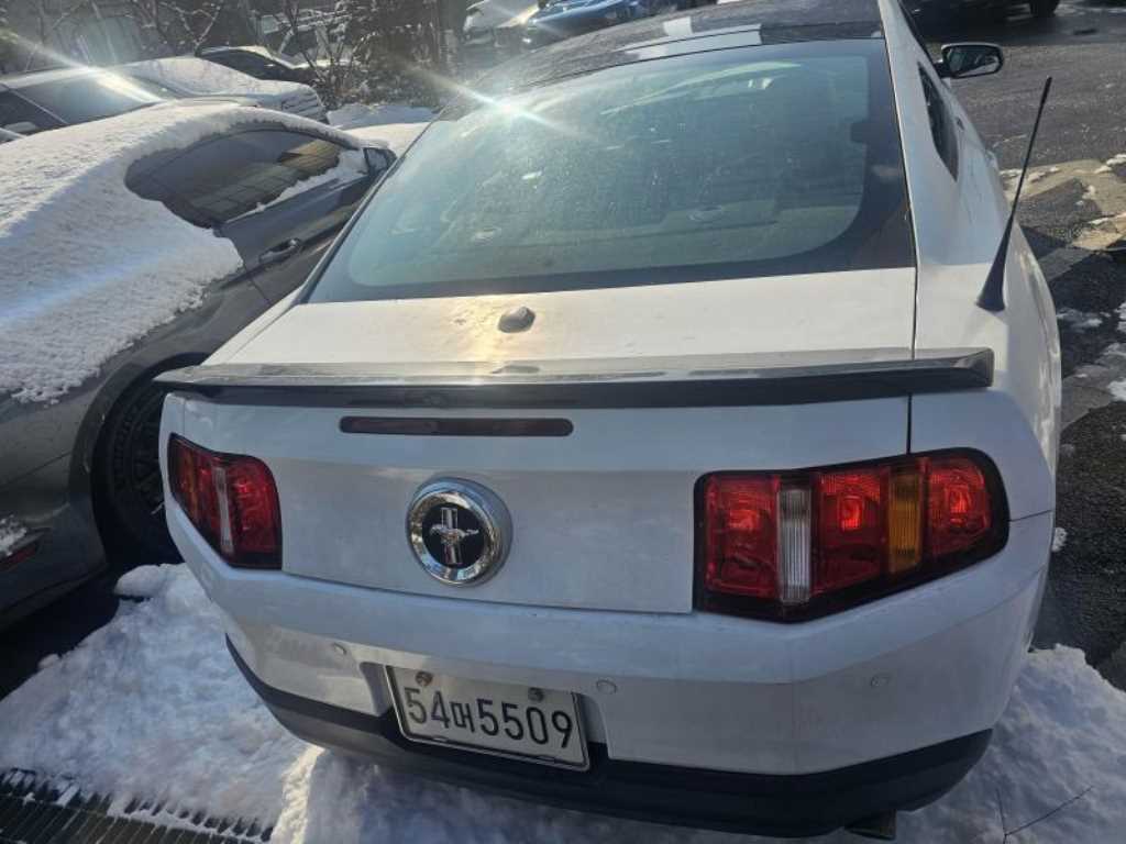 Ford Mustang - Vista 4