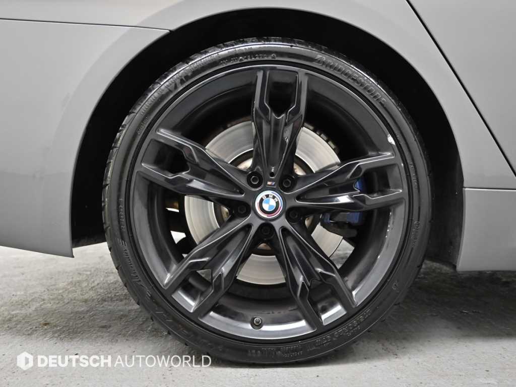 BMW 5 Series - Vista 5